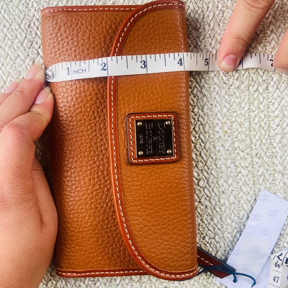 🚫SOLD🚫Dooney & Bourke Continental Leather Wallet - Picture 12 of 13